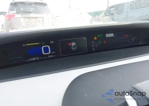 2017 Toyota Prius Prime Premium z USA, uszkodzony, nr VIN JTDKARFP3H3051467